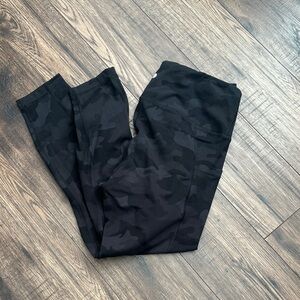 Yogalicious Lux Black & Gray Camo Leggings